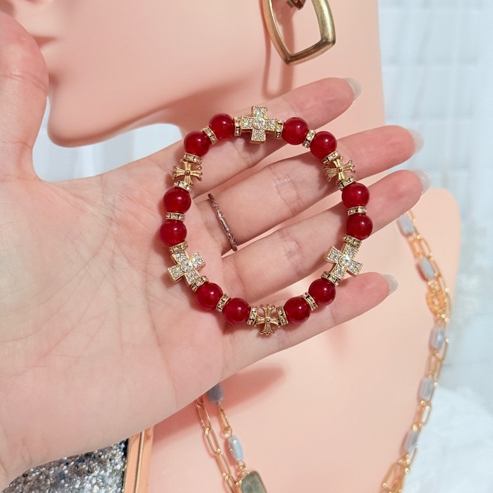 Red and Gold Beaded Bracelet - Picture 10 of 10